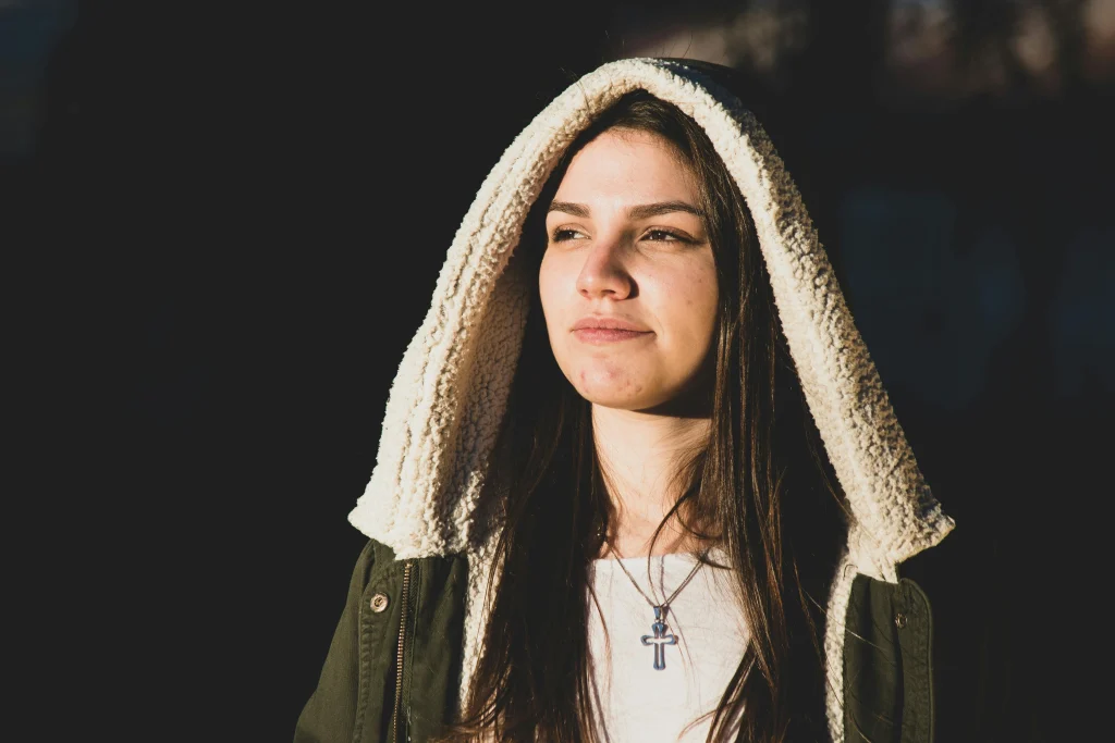 The Ultimate Guide to Cross Necklaces: Timeless Symbolism and Style 2 Cross Necklac